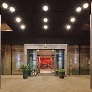 4* Aparthotel Adina Frankfurt Neue Oper